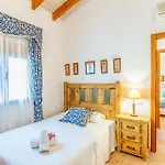 فيلة Encanto - Plusholidays *